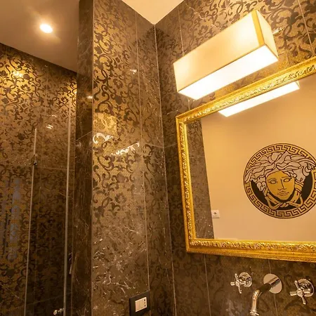 Noble Floor - Panoramic Luxury 아파트