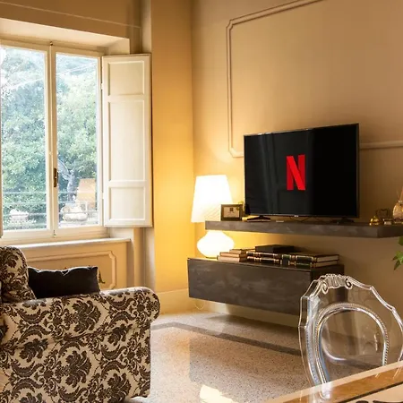 Noble Floor - Panoramic Luxury * 루카