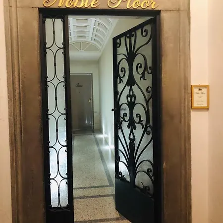 Noble Floor - Panoramic Luxury Apartment Lucca