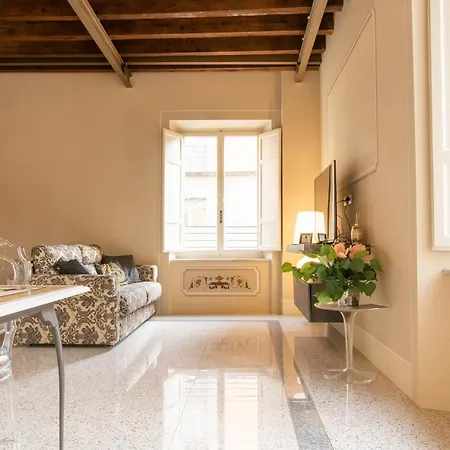 Noble Floor - Luxury Apartment *