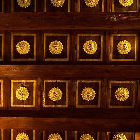 Noble Floor - Luxury Lucca